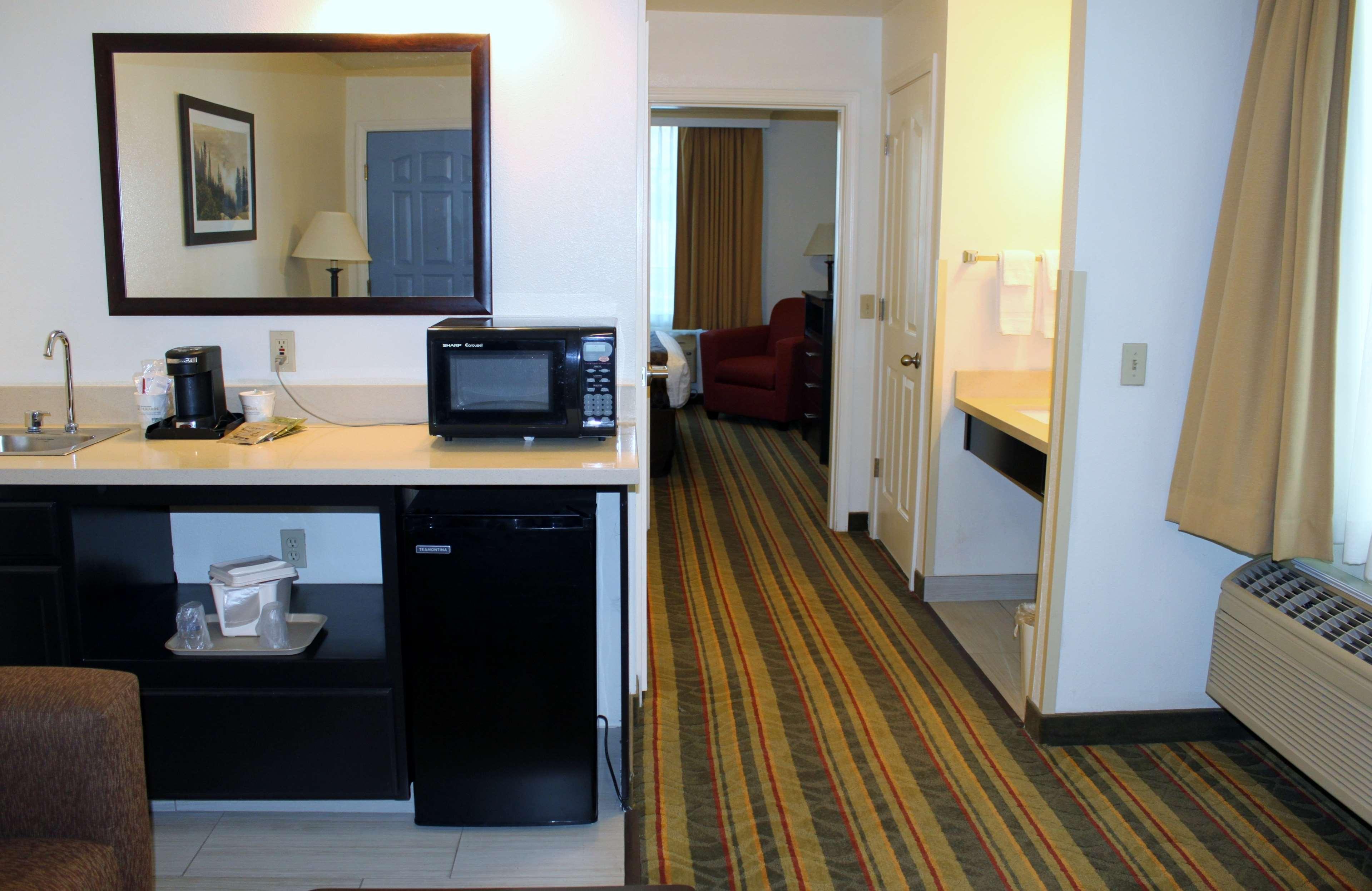 Best Western Plus Moose Jaw Εξωτερικό φωτογραφία