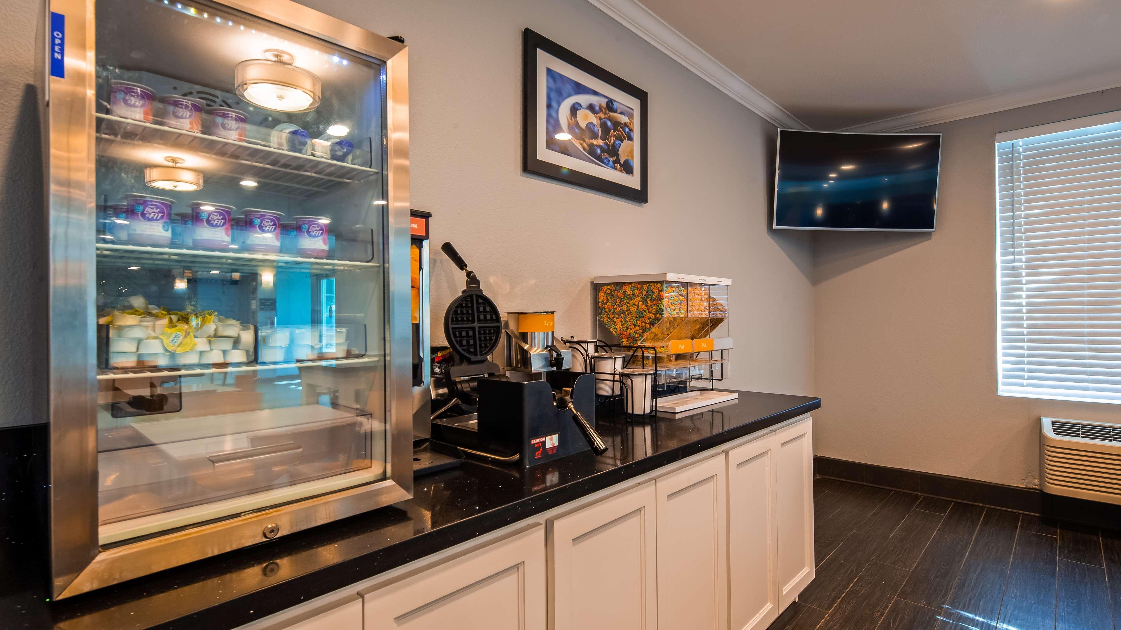 Best Western Plus Moose Jaw Εξωτερικό φωτογραφία