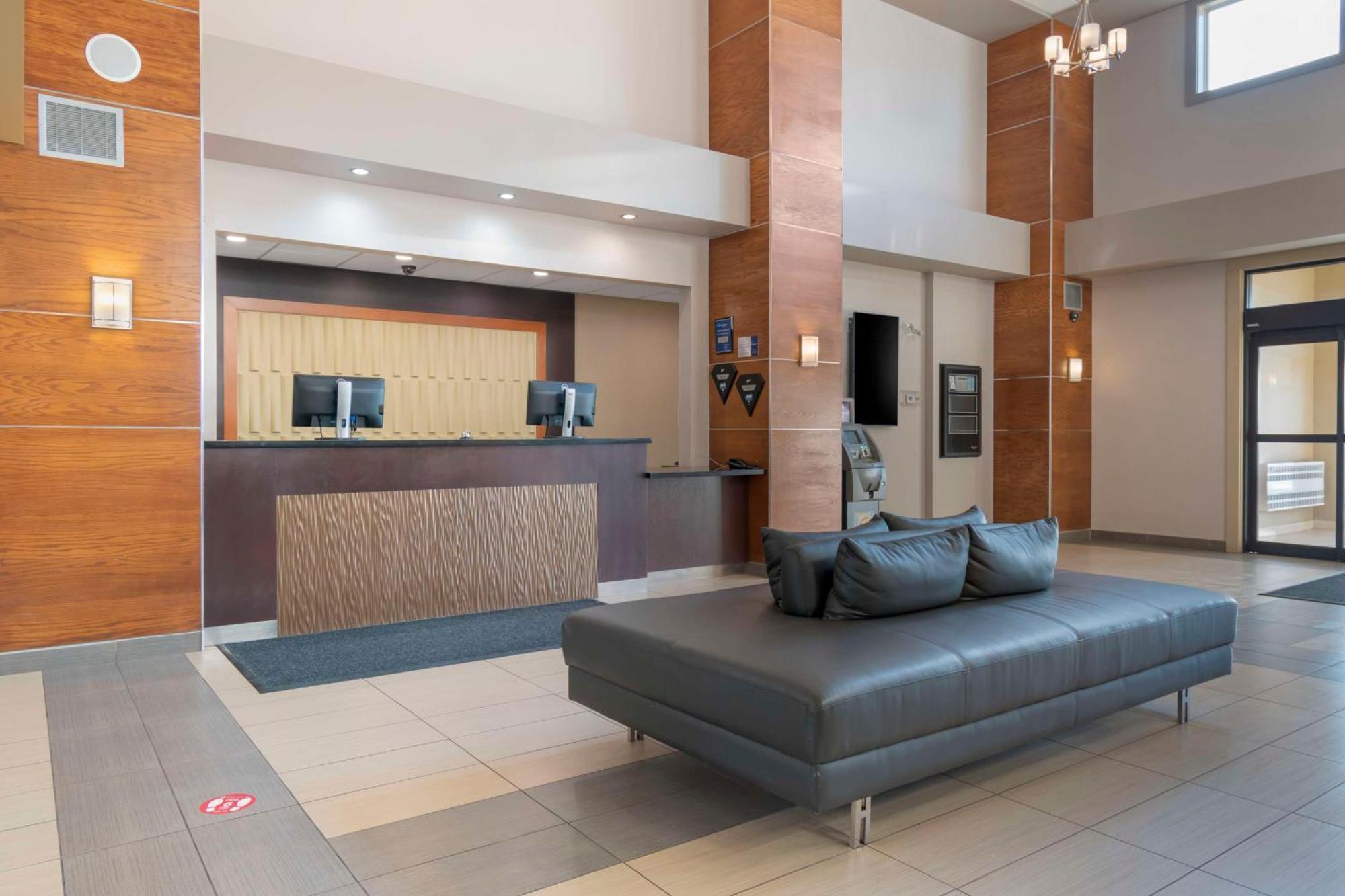 Best Western Plus Moose Jaw Εξωτερικό φωτογραφία