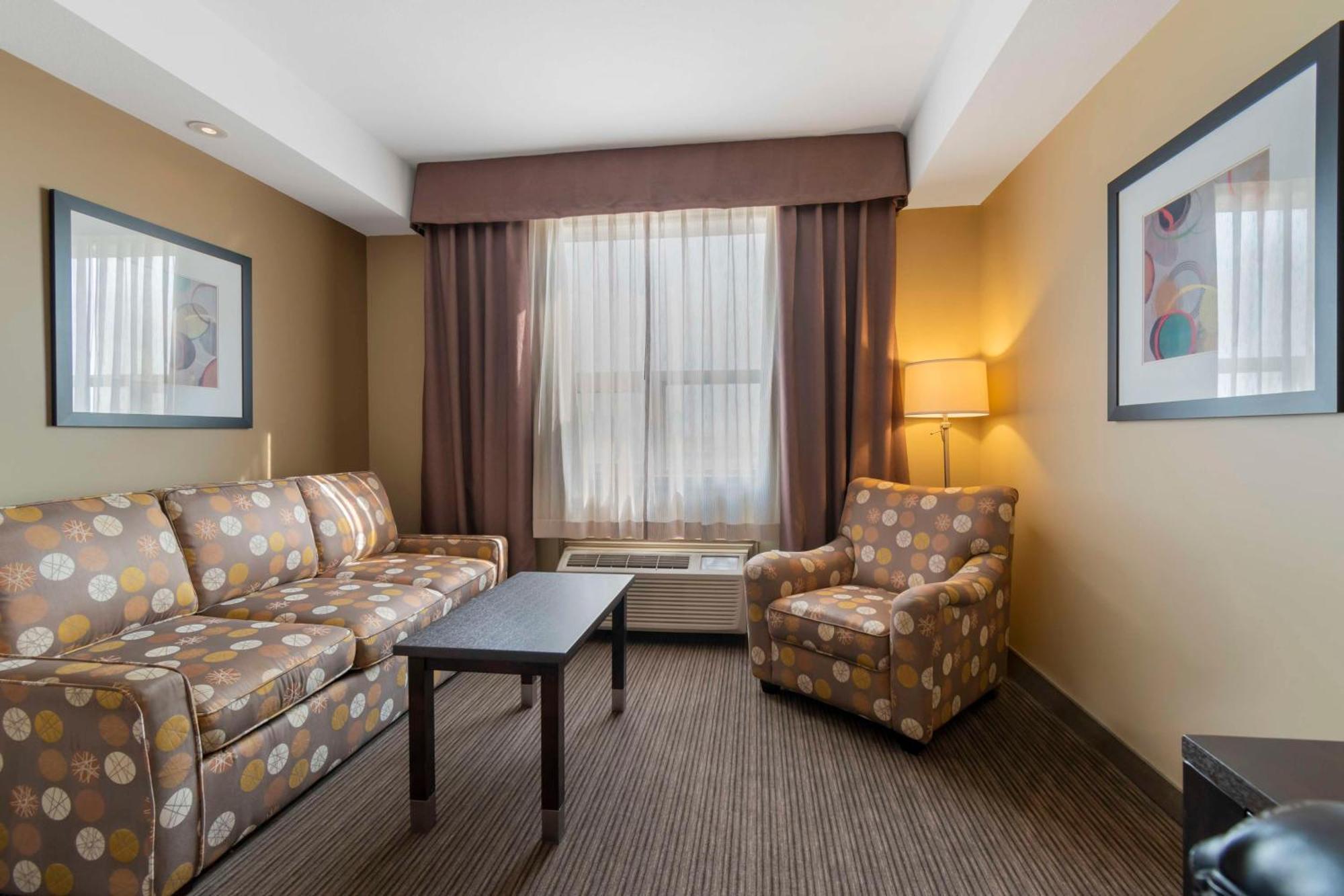 Best Western Plus Moose Jaw Εξωτερικό φωτογραφία