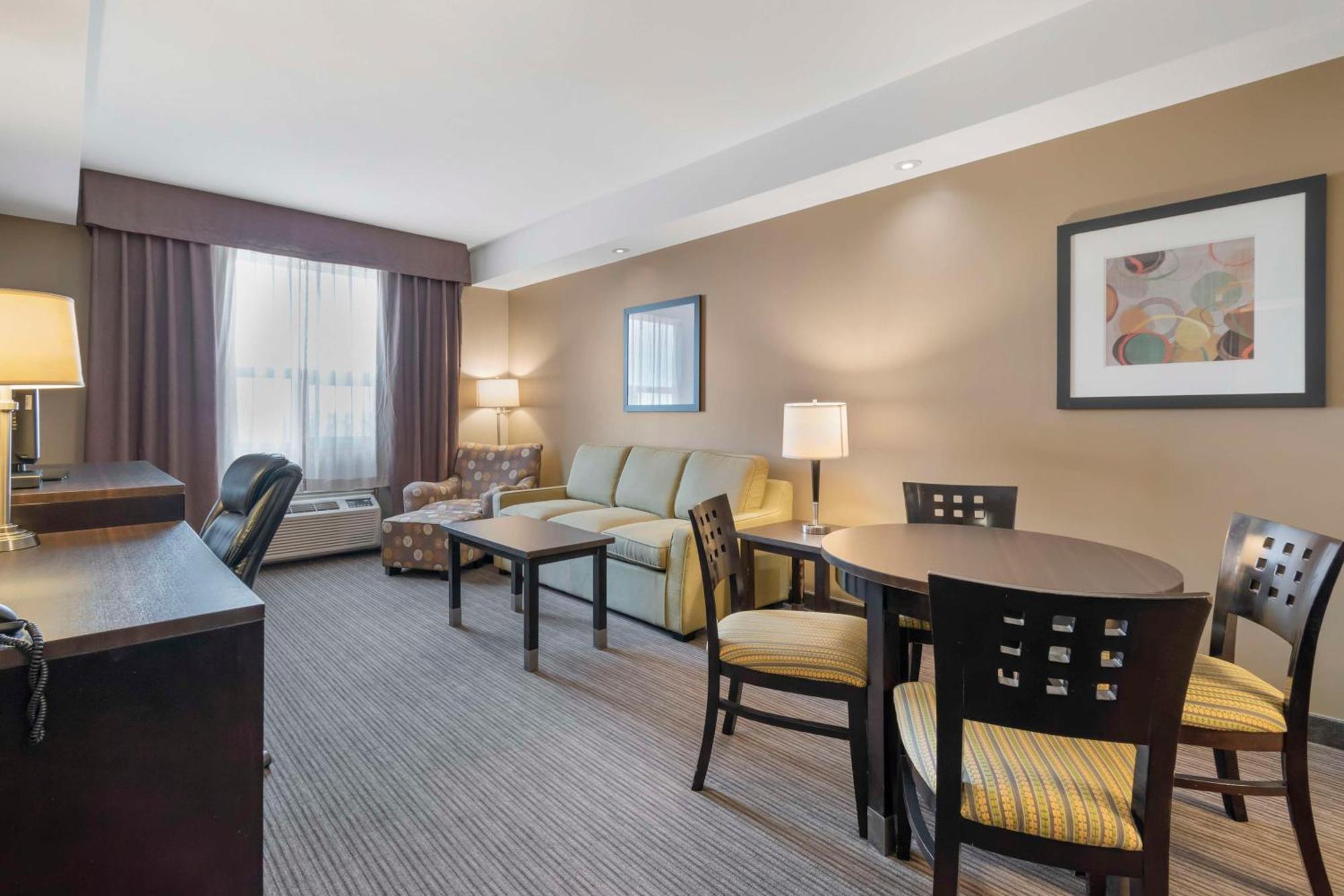Best Western Plus Moose Jaw Εξωτερικό φωτογραφία